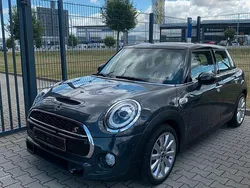 Grau Gebraucht 2018 Mini Cooper SD Kleinwagen | 18.990 € (Fairer Preis)