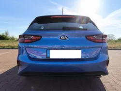 Blau Gebraucht 2019 Kia Ceed Edition 7 Limousine | 11.886 € (Fairer Preis)