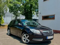Braun Gebraucht 2013 Opel Insignia Eco Kombi | 5.499 € (Etwas zu teuer)