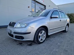 Grau Gebraucht 2005 Skoda Fabia Kombi | 1.990 € (Fairer Preis)