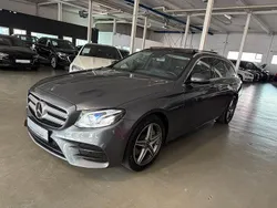 Grau Gebraucht 2020 Mercedes E300 AMG line Limousine | 29.890 € (Etwas zu teuer)