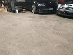 Schwarz Gebraucht 2011 BMW 750 Limousine | 20.000 €