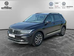 Deep black perleffekt [sch] Gebraucht 2022 VW Tiguan Life SUV | 28.890 € (Guter Preis)
