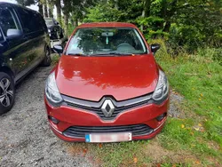 Rot Gebraucht 2017 Renault Clio IV Limousine | 5.190 € (Superpreis)