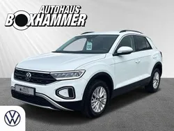 Pure white Gebraucht 2023 VW T-Roc Life SUV | 25.970 € (Fairer Preis)