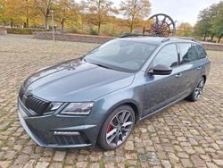 Grau Gebraucht 2018 Skoda Octavia vRS Kombi | 16.900 € (Fairer Preis)