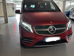 Rot Gebraucht 2020 Mercedes E300 Van / Kleinbus | 55.900 €