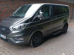 Grau Gebraucht 2018 Ford Tourneo Custom Van / Kleinbus | 23.900 €