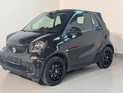 Schwarz Gebraucht 2017 Smart ForTwo Cabrio Cabrio | 16.899 € (Etwas zu teuer)
