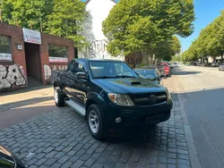 Grün Gebraucht 2007 Toyota HiLux Abholung | 8.900 €
