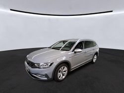 Mondsteingrau Gebraucht 2022 VW Passat Alltrack Kombi | 27.799 € (Guter Preis)