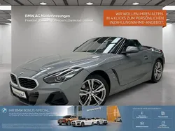Grau Gebraucht 2024 BMW Z4 Sport Line Cabrio | 45.480 € (Etwas zu teuer)