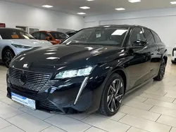 Schwarz Gebraucht 2024 Peugeot 308 Allure Kombi | 25.800 € (Superpreis)