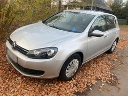 Silber Gebraucht 2011 VW Golf VI Limousine | 4.799 € (Guter Preis)