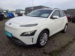 Weiß Gebraucht 2021 Hyundai Kona Select SUV | 15.400 € (Fairer Preis)