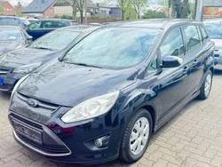 Schwarz Gebraucht 2015 Ford Grand C-Max Van / Kleinbus | 4.490 € (Etwas zu teuer)