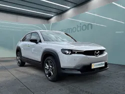 Weiß Gebraucht 2023 Mazda MX30 Ad'Vantage SUV | 22.490 € (Etwas zu teuer)