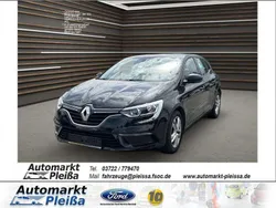 Schwarz Gebraucht 2017 Renault Mégane IV Play Limousine | 11.990 € (Fairer Preis)