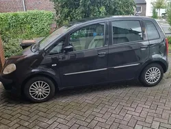 Schwarz Gebraucht 2005 Lancia Musa Van / Kleinbus | 1.000 € (Fairer Preis)