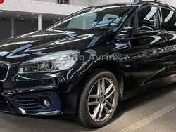 Schwarz Gebraucht 2015 BMW 218 Gran Tourer Sport Line Van / Kleinbus | 15.999 € (Teuer)