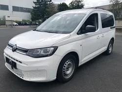 Weiß Gebraucht 2021 VW Caddy Life Van / Kleinbus | 19.040 € (Fairer Preis)