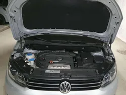 Silber Gebraucht 2012 VW Touran Conceptline Van / Kleinbus | 5.700 € (Fairer Preis)
