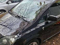 Schwarz Gebraucht 2010 Opel Zafira Edition Kombi | 2.799 € (Fairer Preis)