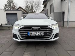 Weiß Gebraucht 2021 Audi A8 S-Line Limousine | 62.350 €