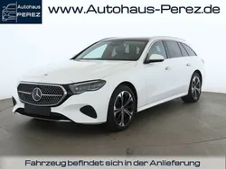 Weiß Gebraucht 2024 Mercedes E300 Avantgarde Kombi | 55.700 € (Fairer Preis)