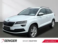 Weiß Gebraucht 2022 Skoda Karoq Style SUV | 27.480 € (Fairer Preis)