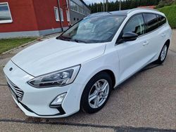 Silber Gebraucht 2018 Ford Focus Cool & Connect Kombi | 8.590 € (Teuer)