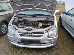 Grau Gebraucht 2002 Opel Agila Kleinwagen | 650 € (Superpreis)