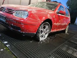 Rot Gebraucht 1998 VW Golf IV Kleinwagen | 1.300 € (Fairer Preis)