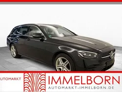 Obsidianschwarz metalliclack (metallic) Gebraucht 2021 Mercedes E300 AMG Kombi | 28.980 € (Guter Preis)