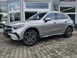 Mojavesilber metalliclack Gebraucht 2023 Mercedes GLC300e AMG SUV | 58.490 € (Etwas zu teuer)