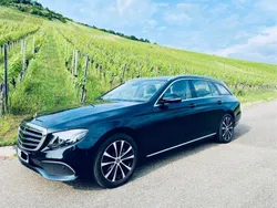 Grün Gebraucht 2017 Mercedes E250 Premium Kombi | 22.100 € (Fairer Preis)