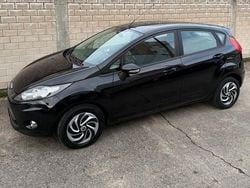 Schwarz Gebraucht 2011 Ford Fiesta Limousine | 3.599 €