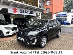 Cosmic black pearl Gebraucht 2024 Suzuki Vitara Club SUV | 20.950 € (Guter Preis)