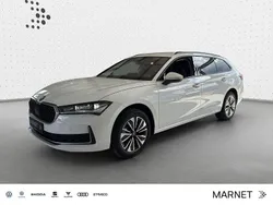 Kristallweiß uni Neu 2025 Skoda Superb Selection Kombi | 54.190 €