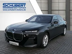 Dravitgrau metallic Gebraucht 2023 BMW i7 M Sport Limousine | 129.890 €