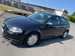 Schwarz Gebraucht 2010 Audi A3 Ambition Limousine | 6.500 € (Fairer Preis)