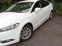 Weiß Gebraucht 2016 Ford Mondeo Limousine | 9.700 € (Guter Preis)