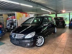 Schwarz Gebraucht 2006 Mercedes B200 Van / Kleinbus | 4.490 € (Fairer Preis)