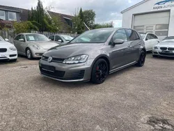 Grau Gebraucht 2016 VW Golf VII GTD Limousine | 15.450 € (Guter Preis)