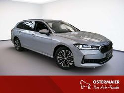 Aluminiumsilber metallic Gebraucht 2024 Skoda Superb Selection Kombi | 49.230 €