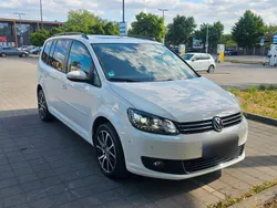 Silber Gebraucht 2012 VW Touran Comfortline Van / Kleinbus | 10.500 € (Teuer)