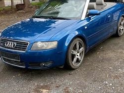 Blau Gebraucht 2004 Audi A4 Cabriolet Cabrio | 4.600 € (Fairer Preis)