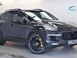 Schwarz Gebraucht 2015 Porsche Cayenne Turbo S Chrono SUV | 46.699 € (Fairer Preis)