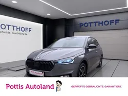 Grau Gebraucht 2024 Skoda Fabia Monte Carlo Limousine | 23.222 € (Fairer Preis)