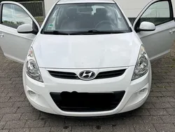 Weiß Gebraucht 2011 Hyundai i20 Kleinwagen | 1.850 € (Superpreis)